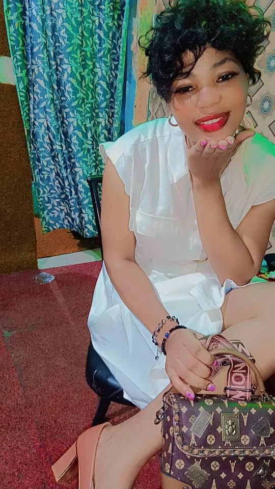 ZAliayah – escort in Bangalore — 4 / 7