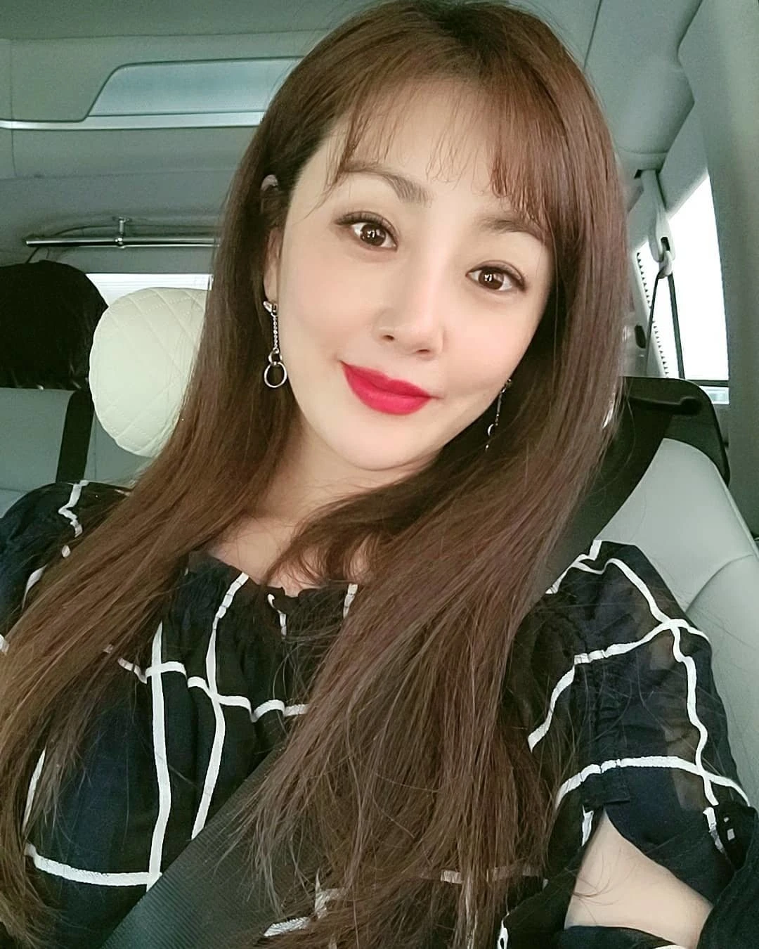 艳 晶 – Chinese escort in Bandar Seri Begawan — 4 / 5