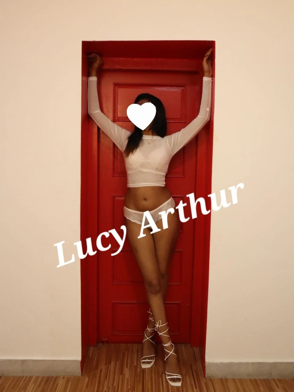 Lucy – Indian adult performer in Bangalore — 3 / 4