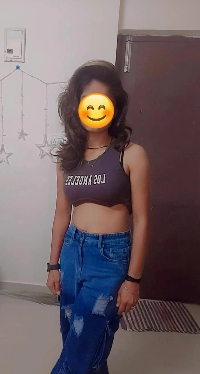Independent Girl Nidhi – Indian escort in Bangalore — 6 / 8