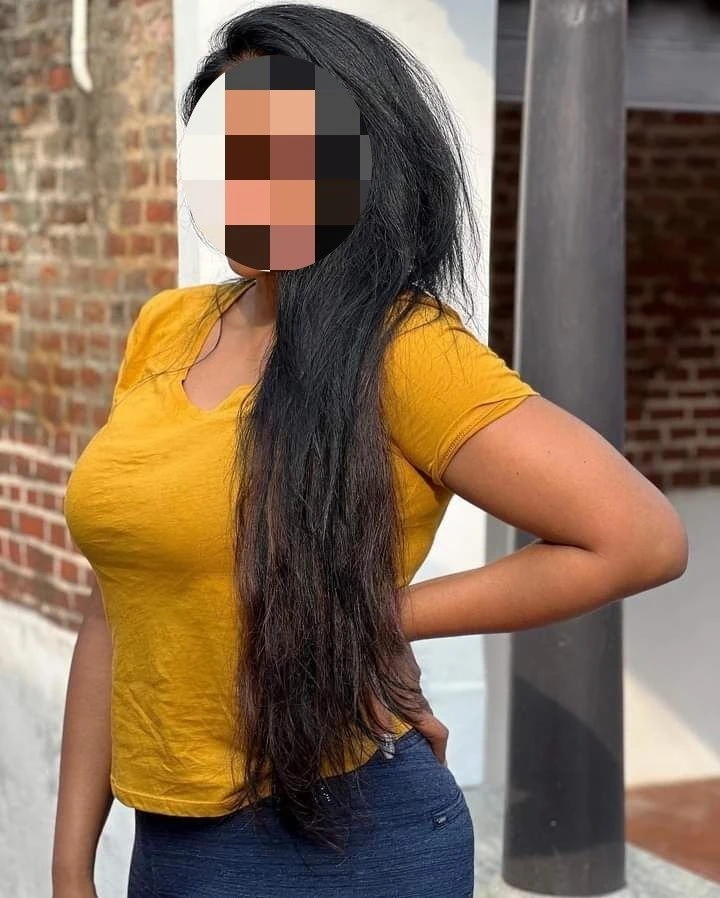 Riyanshi real and cam 24/7 – Indian escort in Bangalore — 2 / 6