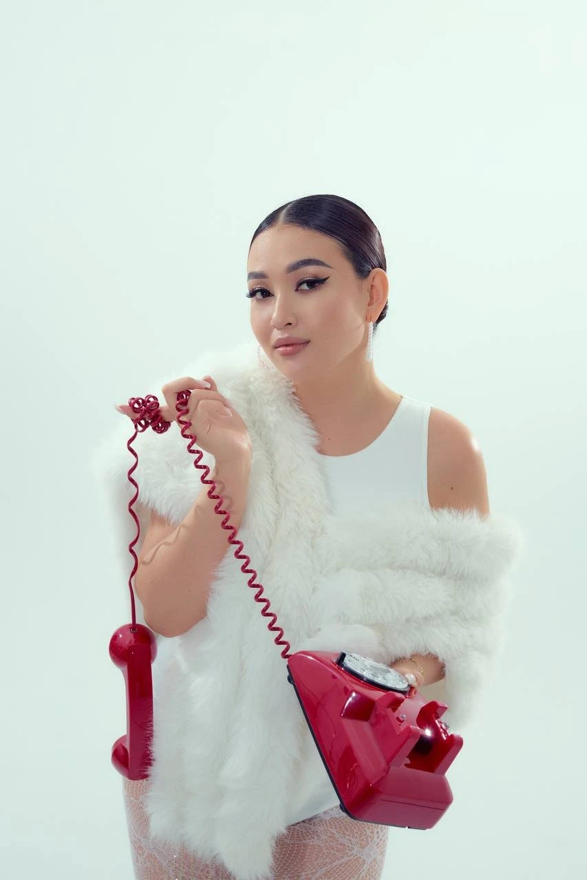 Amel – Kazakhstani escort in Hong Kong — 3 / 20