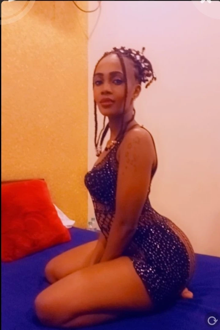 Latifah coochie queen cim and rimming – Rwandan escort in Bangalore — 5 / 7