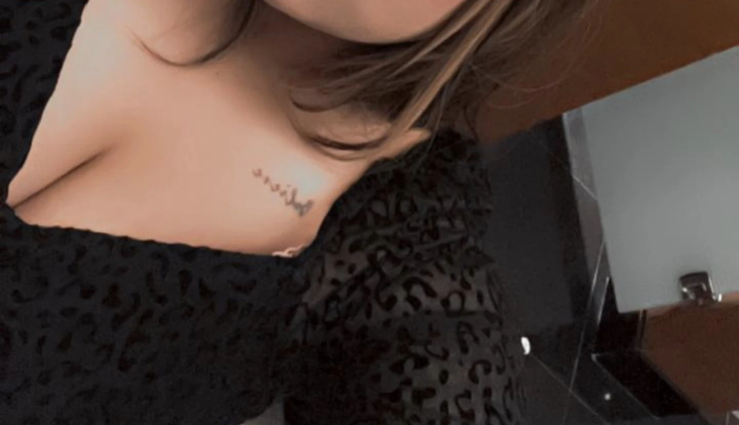 Neha Rai – Indian escort in Hong Kong — 2 / 5