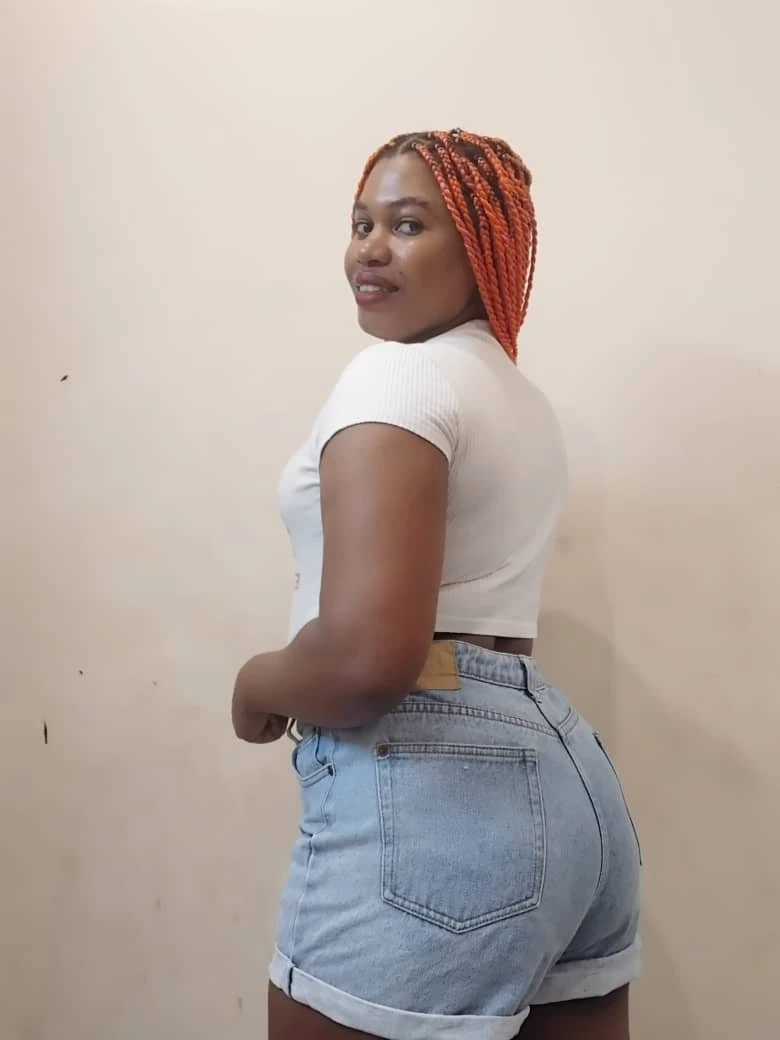 Hotty naughty – escort in Ahmedabad — 3 / 5