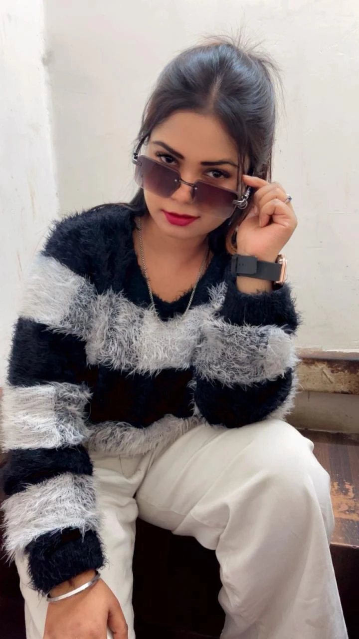 Ruhi – Indian escort in Candolim, Goa — 4 / 5