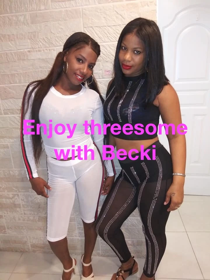 Becki – escort in Santo Domingo — 4 / 6