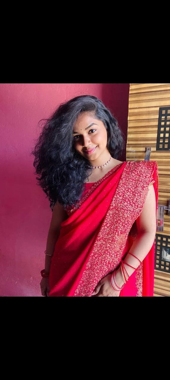 Riya – Indian escort in Chennai — 2 / 4