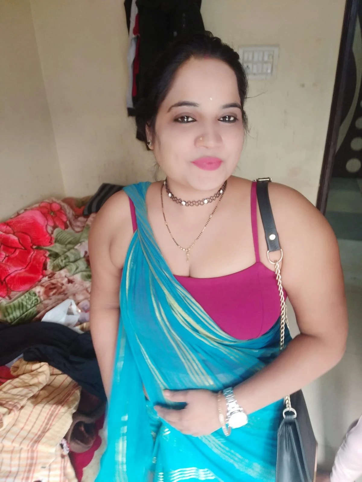 Miss Shivaani – Indian escort in Chandigarh — 4 / 6