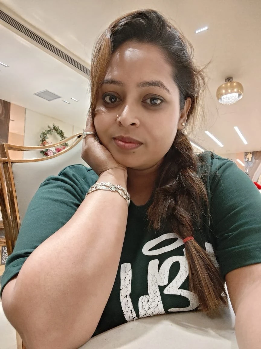 Somya – Indian escort in Gurgaon — 8 / 9