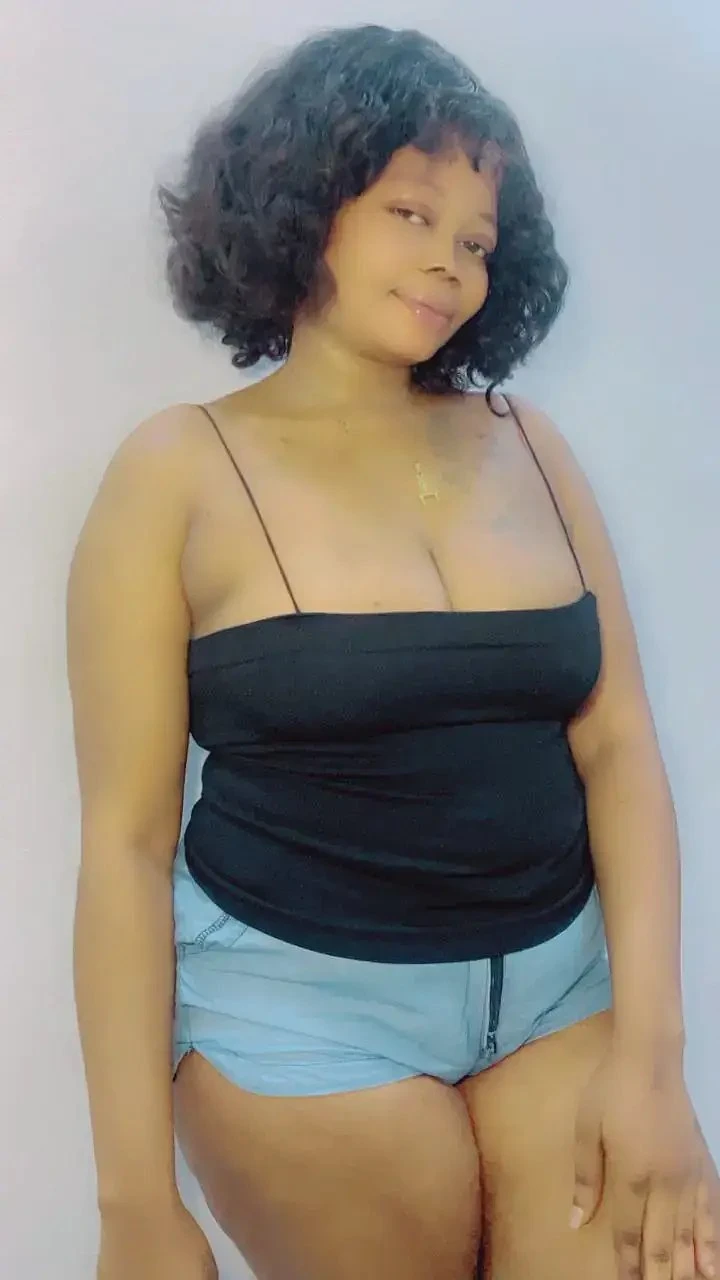 Bobby B – Nigerien escort in Cotonou — 5 / 6
