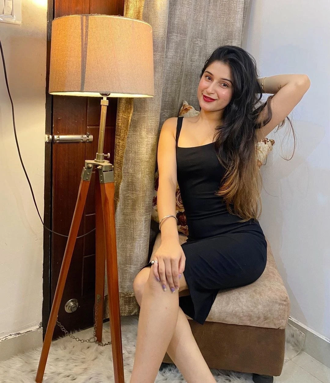 Ishita – escort in Dehradun, Uttarakhand — 2 / 3