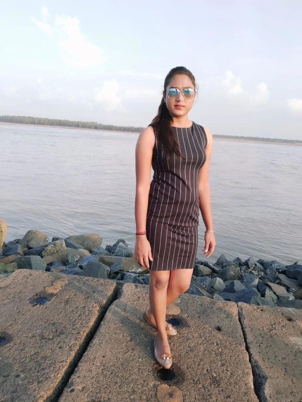 I am kriti cam& meet – Indian escort in Bangalore — 2 / 5