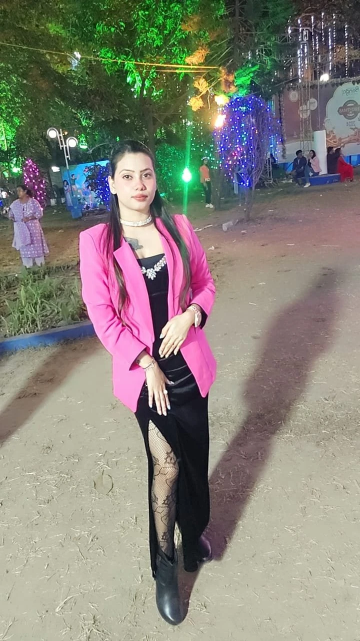 Aanchal Sharma – Indian escort in Chandigarh — 4 / 7