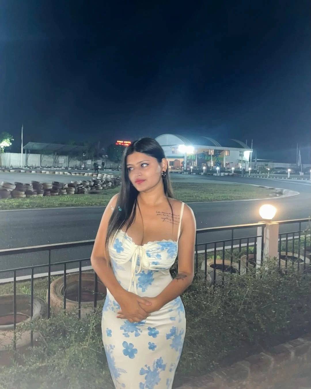 Yaamini – Indian escort in Bangalore — 2 / 3