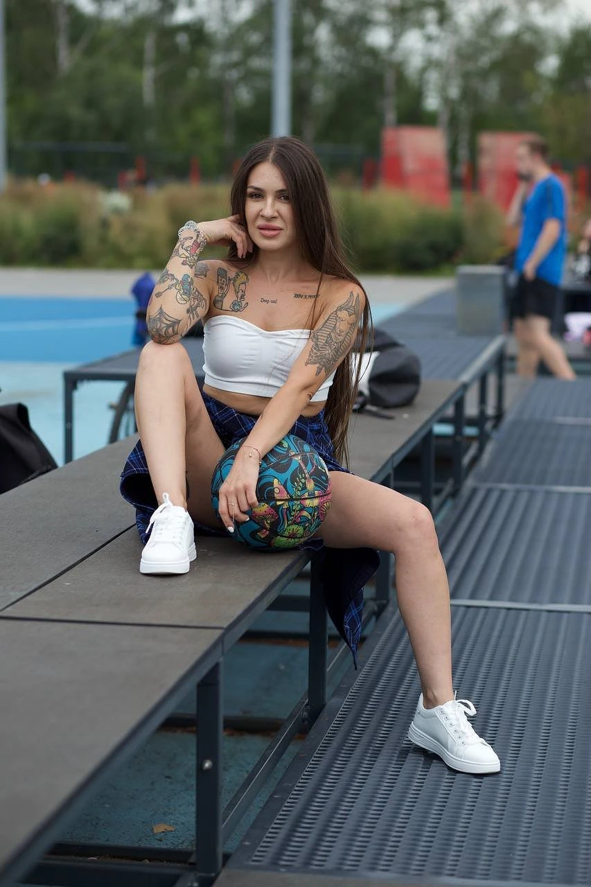 Umka – Belarusian escort in Hong Kong — 10 / 15