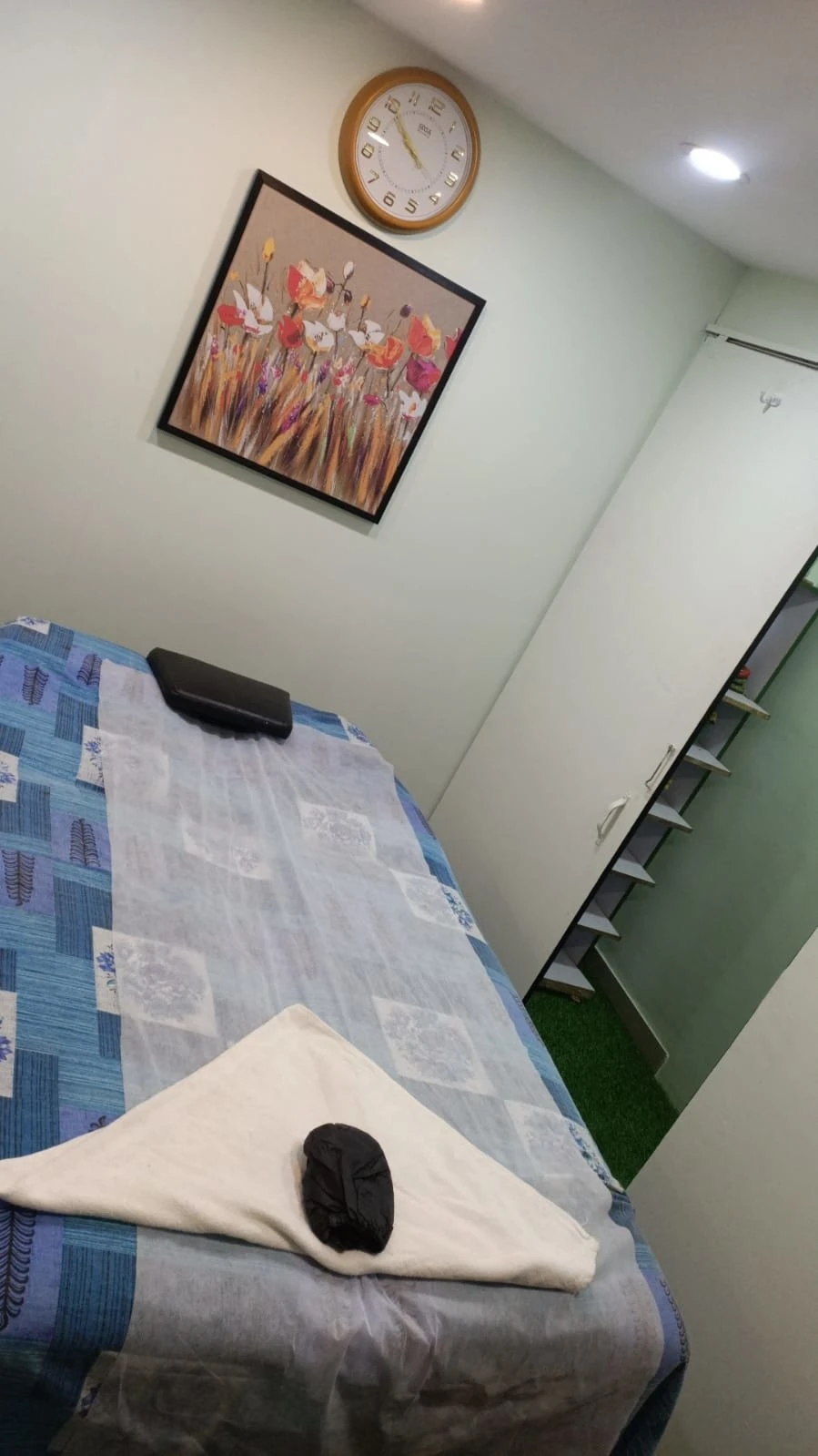 Body to Body Massage in Bangalore – Indian masseuse in Bangalore — 6 / 9
