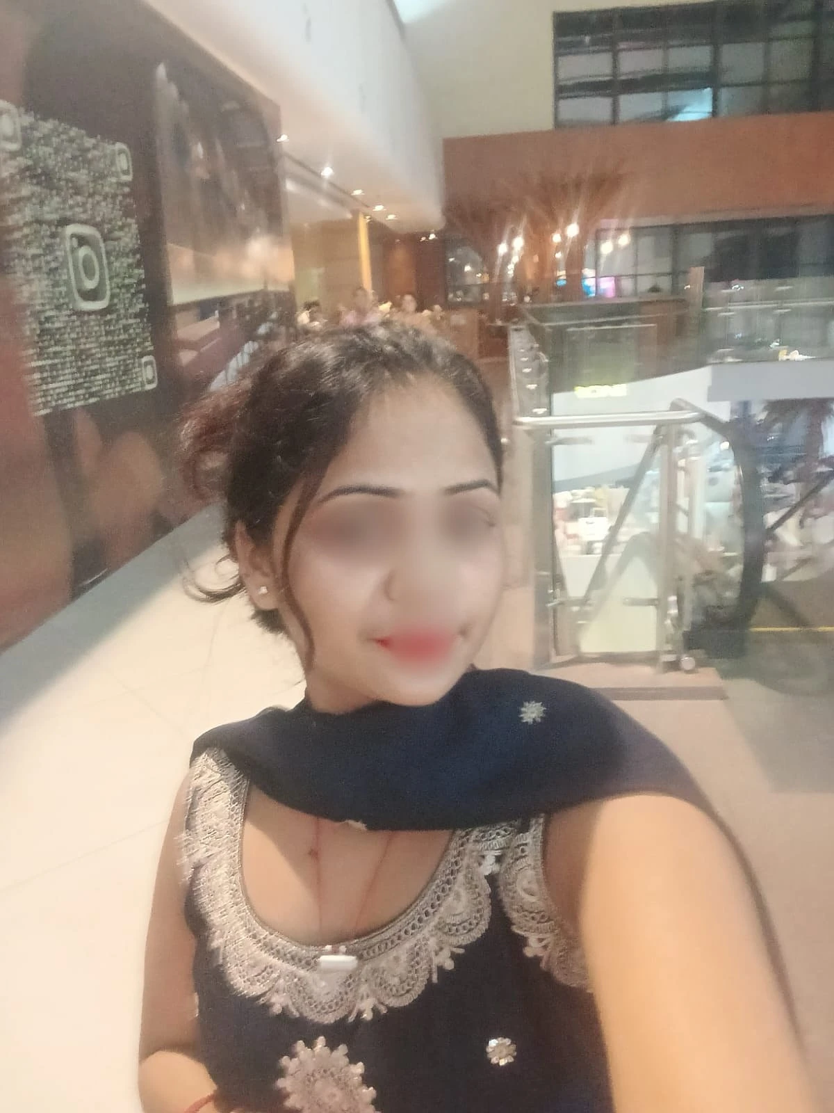 Independent Rani cam & reel meet – Indian escort in Bangalore — 4 / 5
