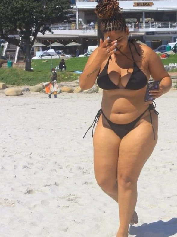 Sasha available – Zimbabwean escort in Bangalore — 8 / 11