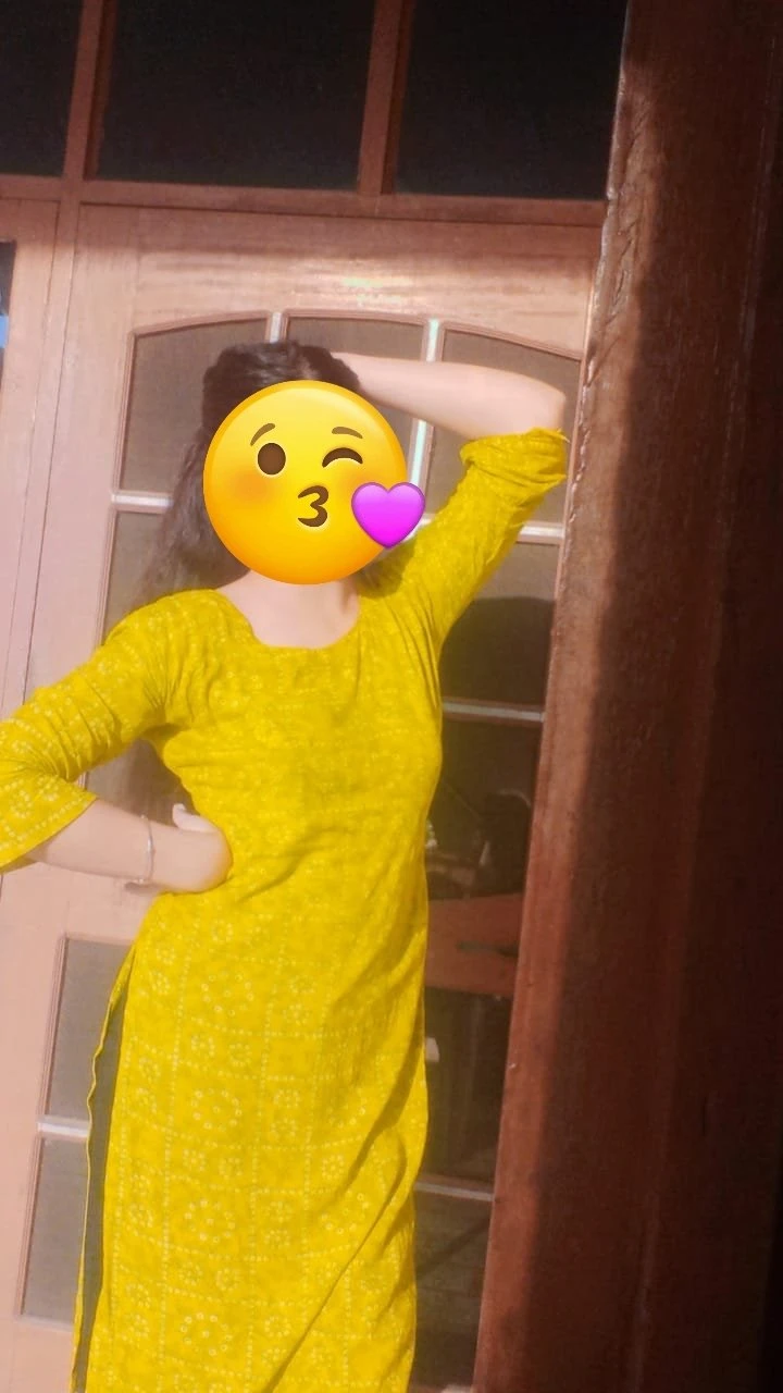 Independent (Cam show sex chat) – Indian escort in Hyderabad — 1 / 5
