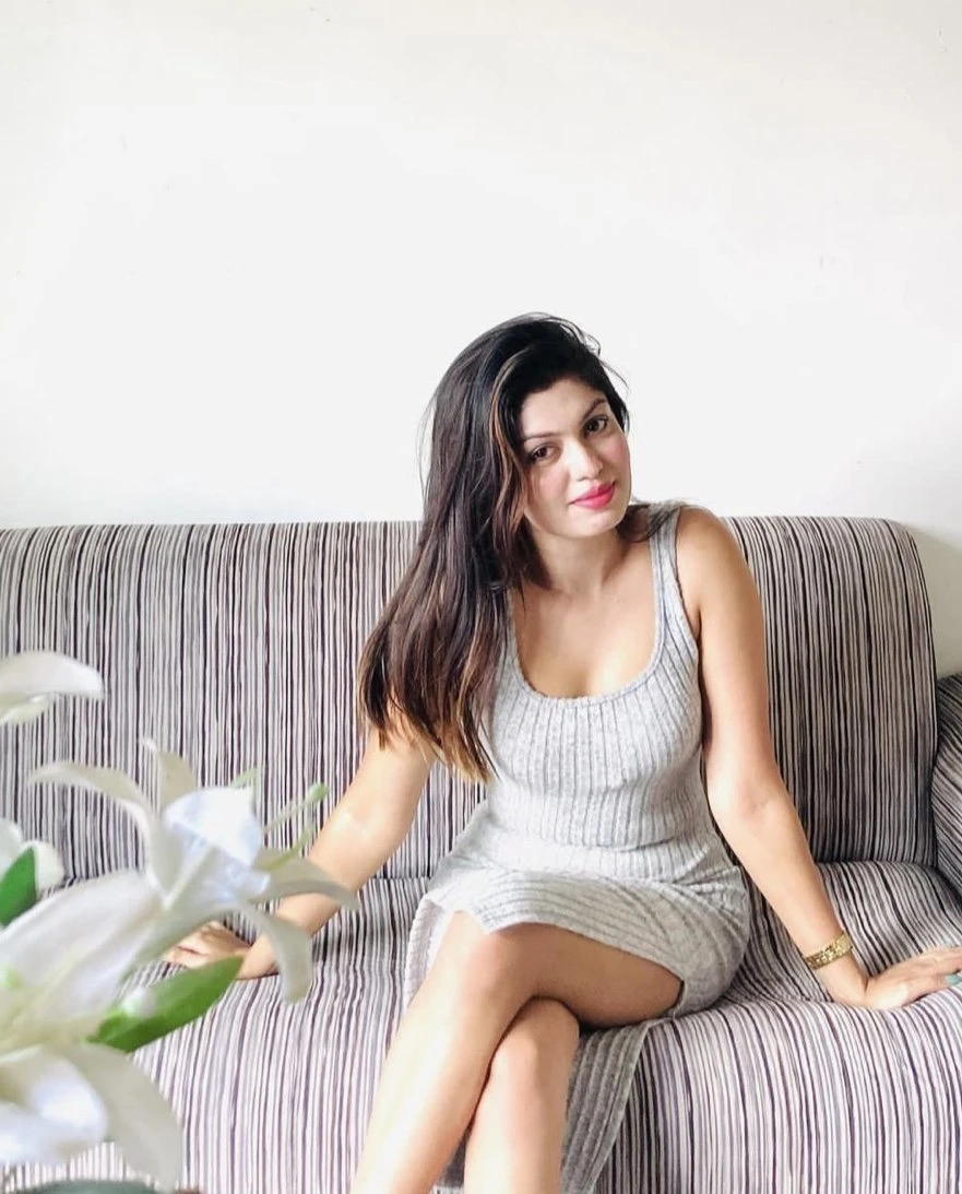 RIYA ESCORT SERVICE – Indian escort in Guwahati — 2 / 3