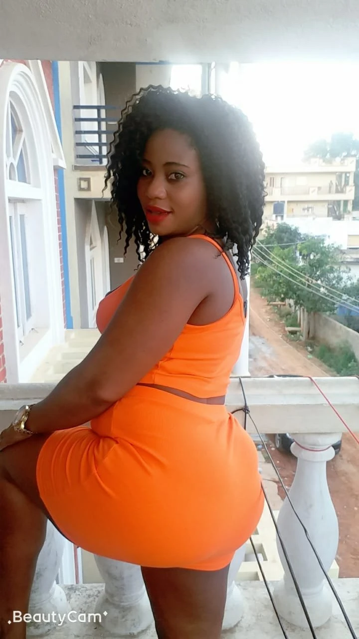 Kira – Kenyan escort in Bangalore — 3 / 7