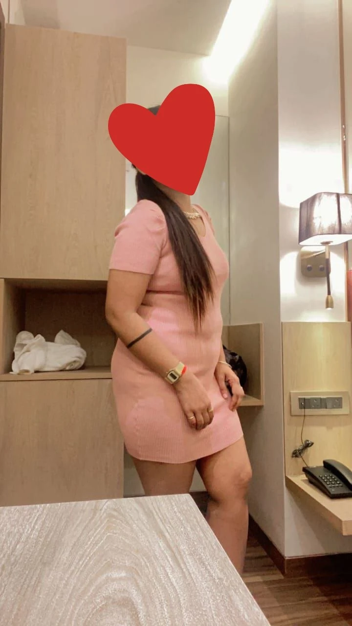Neha – Indian escort in Bangalore — 2 / 5