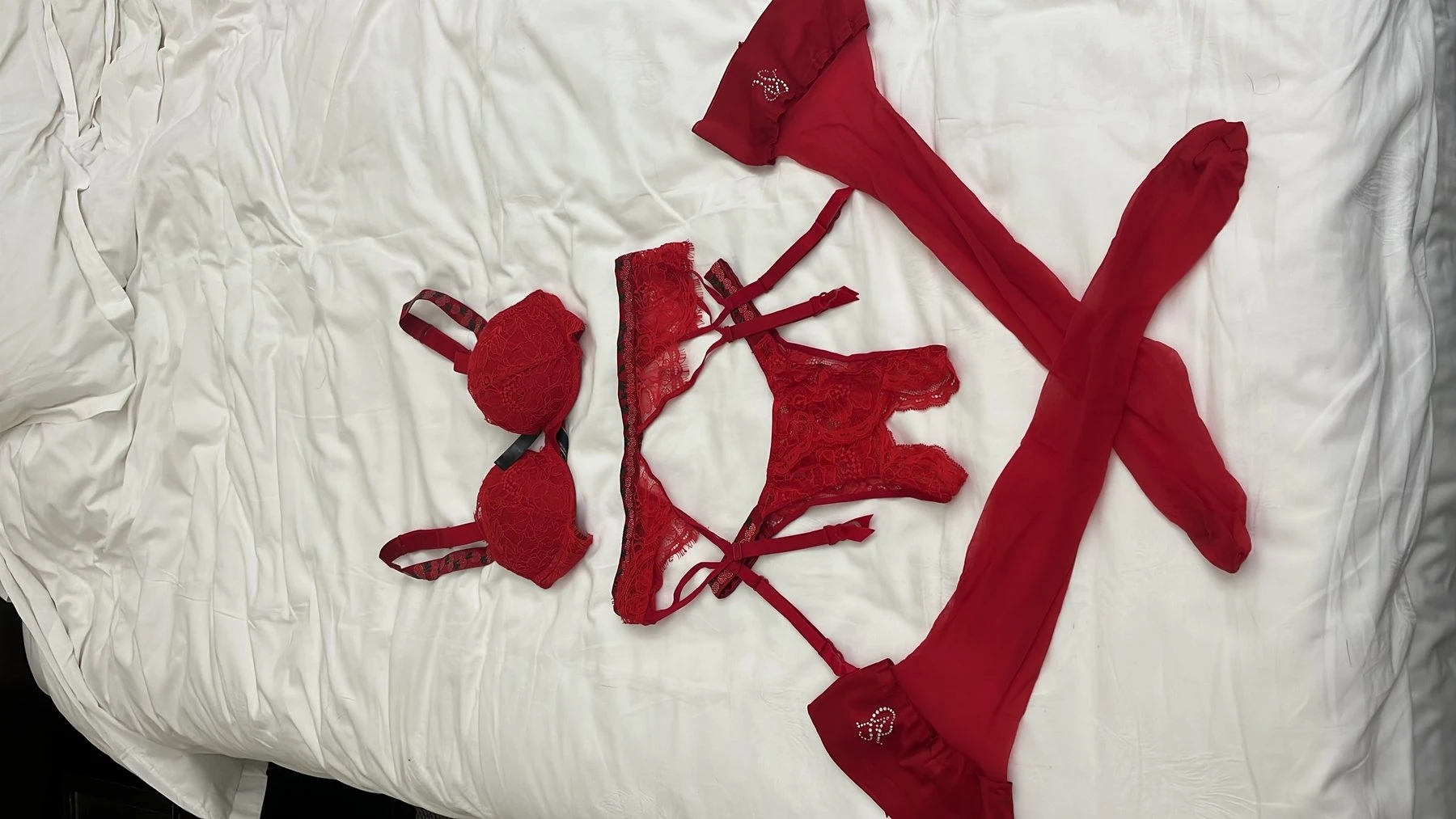 WiLd Party and Naughty Nicole – Filipino escort in Hong Kong — 12 / 13