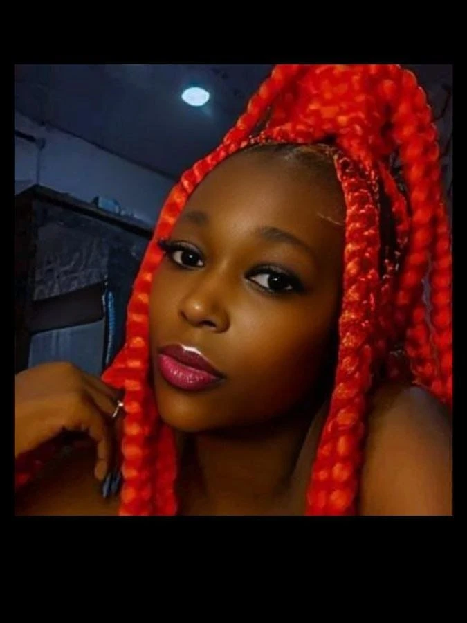 Winnie – South African escort in Bhopal — 3 / 4