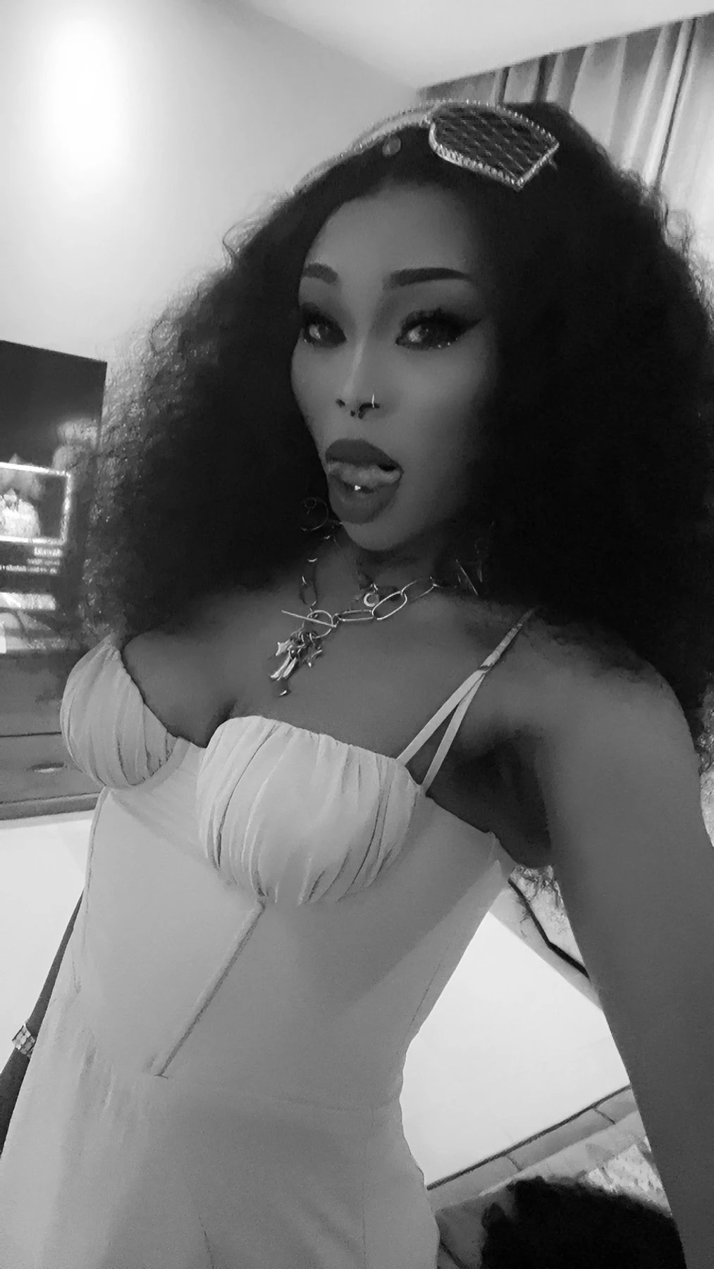 Ure – South African escort in Kyrenia — 2 / 7