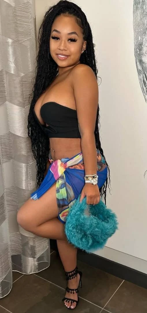 Shamalu, Dripping Wet Pussy – South African escort in Ahmedabad — 3 / 6