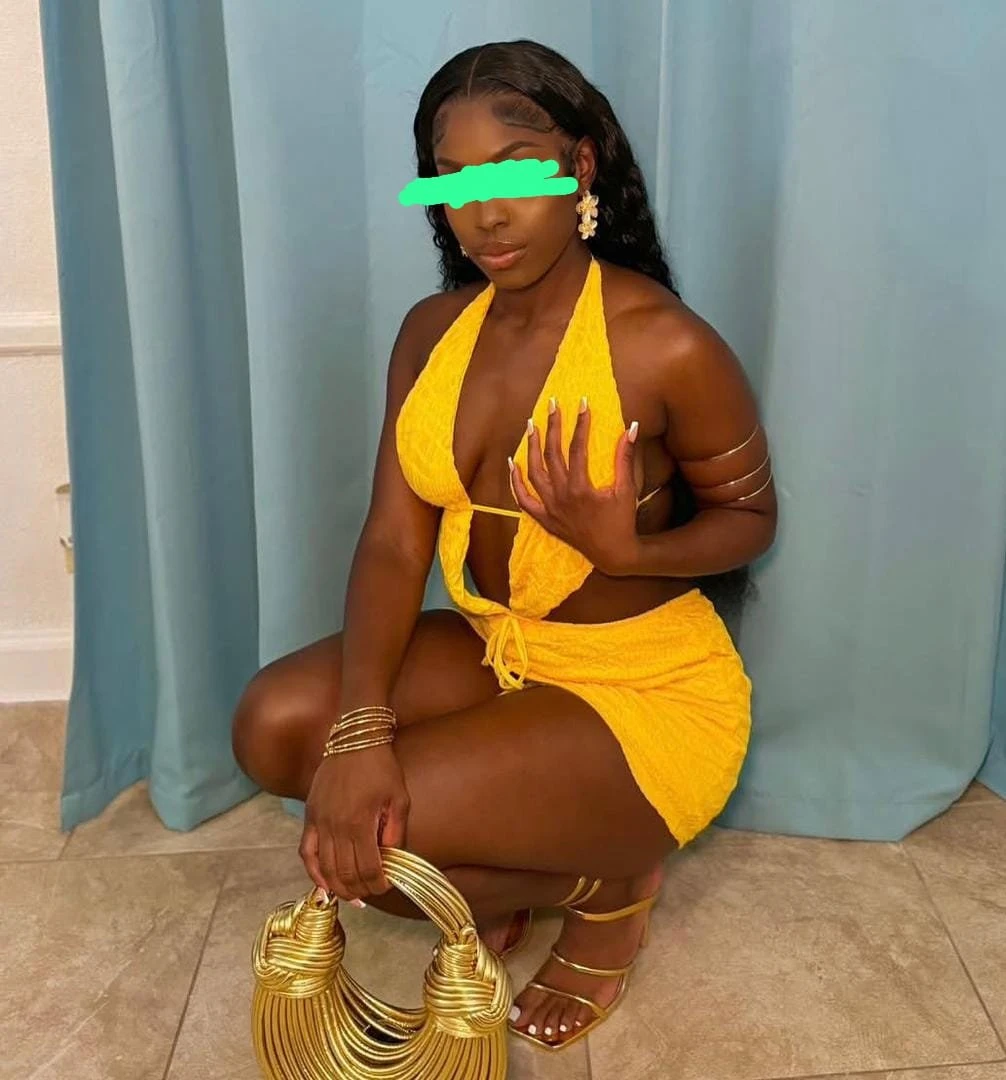 Liz – Rwandan escort in Hong Kong — 8 / 9