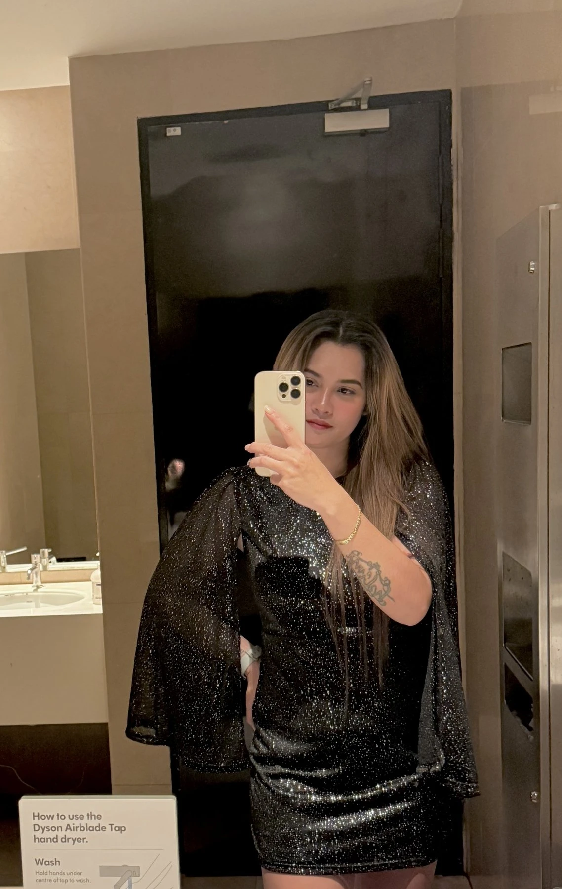Lexiba just landed – Filipino escort in Hong Kong — 5 / 19