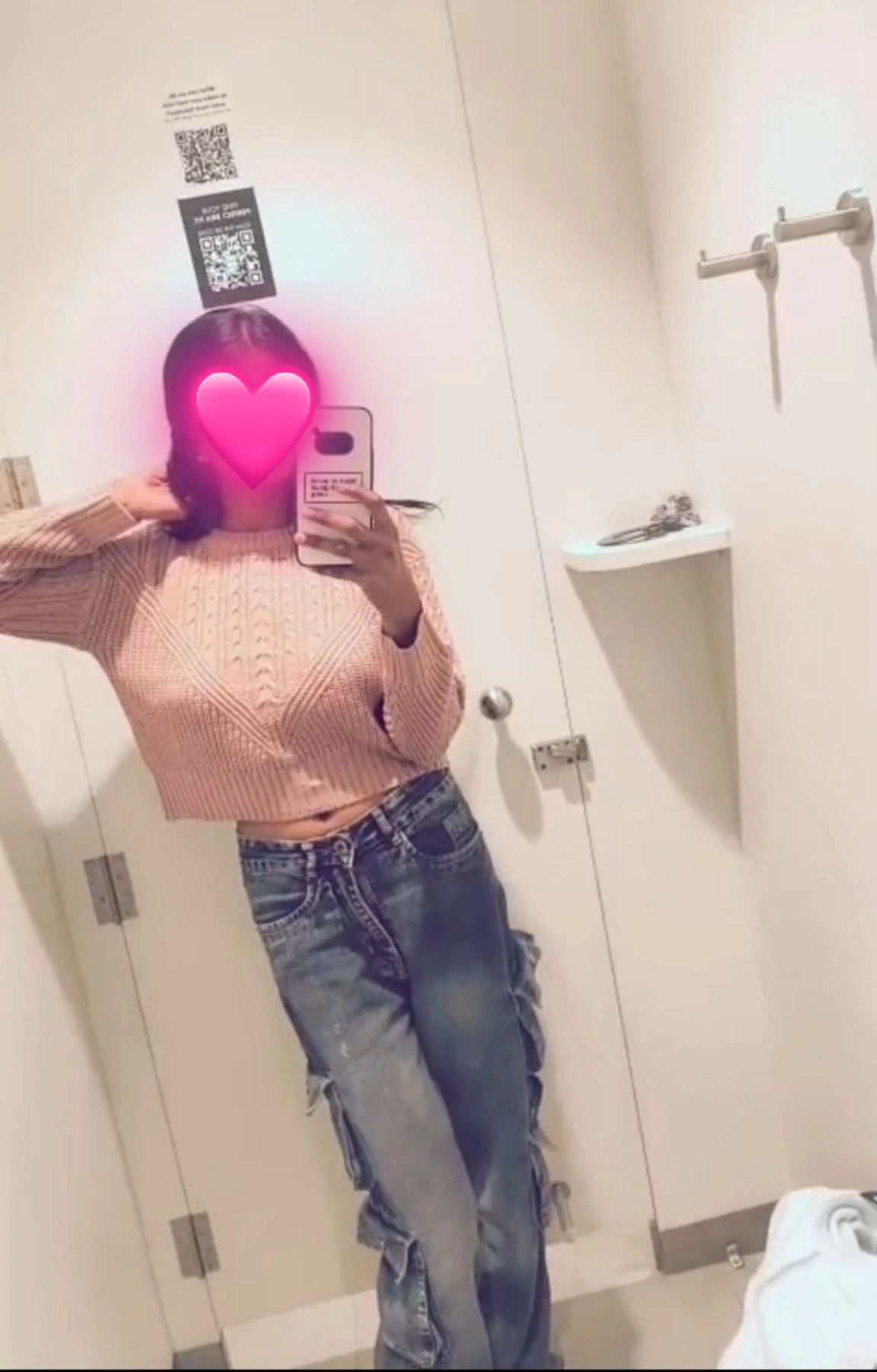 Manti ( cam & real meet ) sexting 🥂 – Indian escort in Chennai — 1 / 7