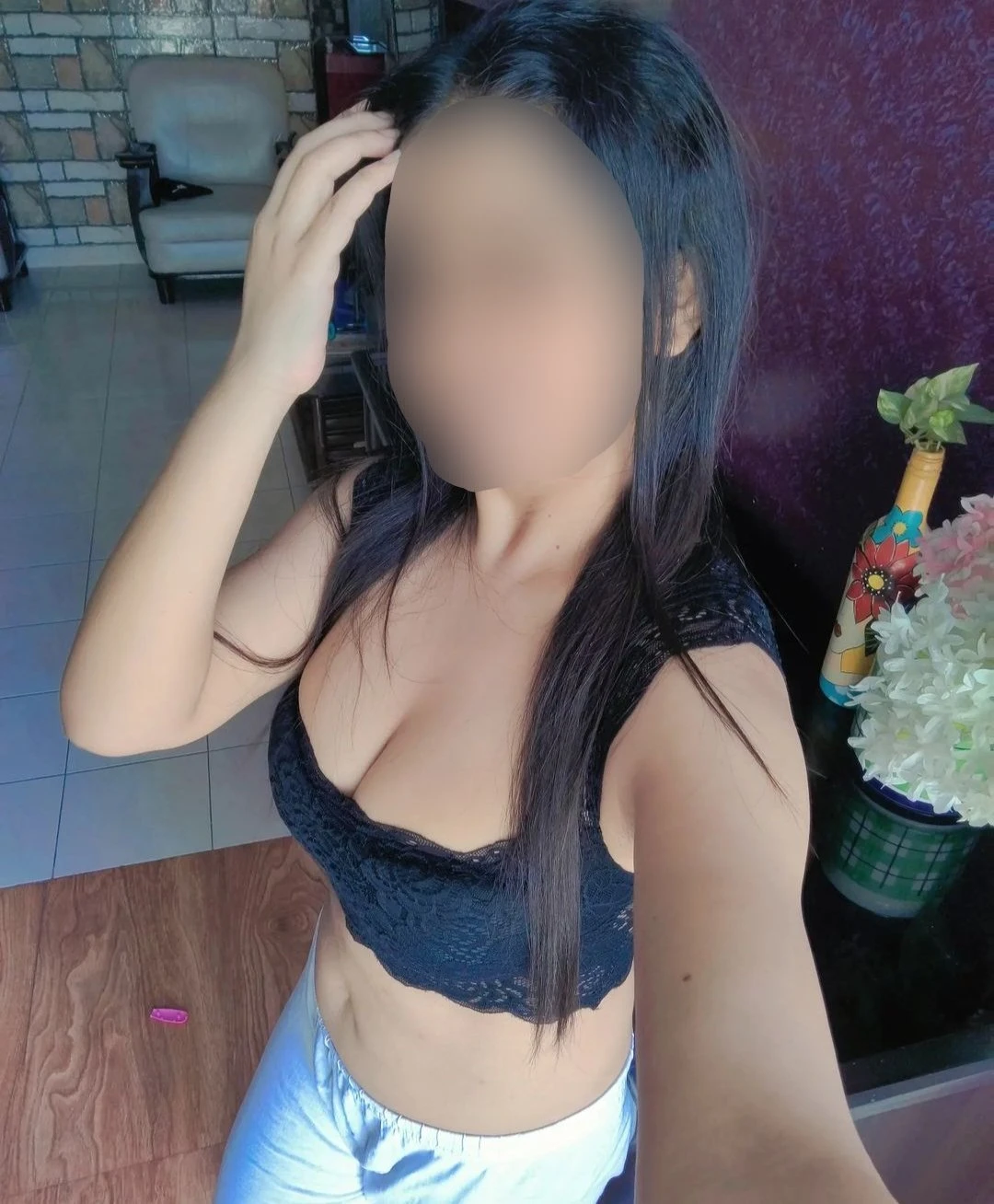 WhatsApp call deal service 24*7 – Indian escort in Ahmedabad — 1 / 3