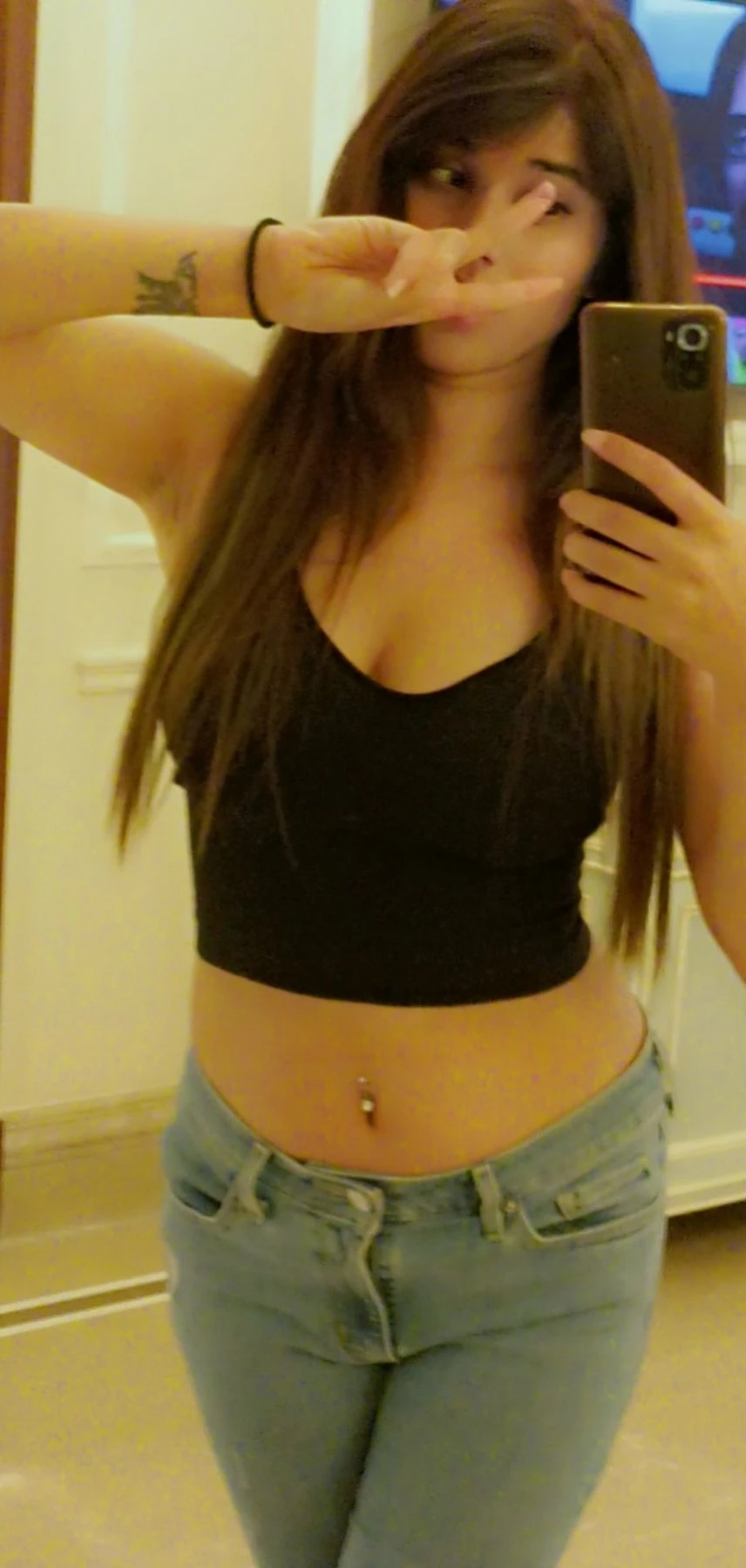 Neha – Indian escort in Candolim, Goa — 4 / 5