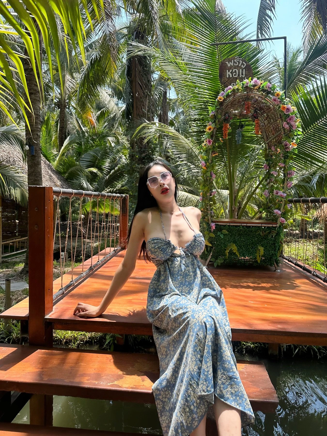 Danita – Malaysian escort in Hong Kong — 5 / 16