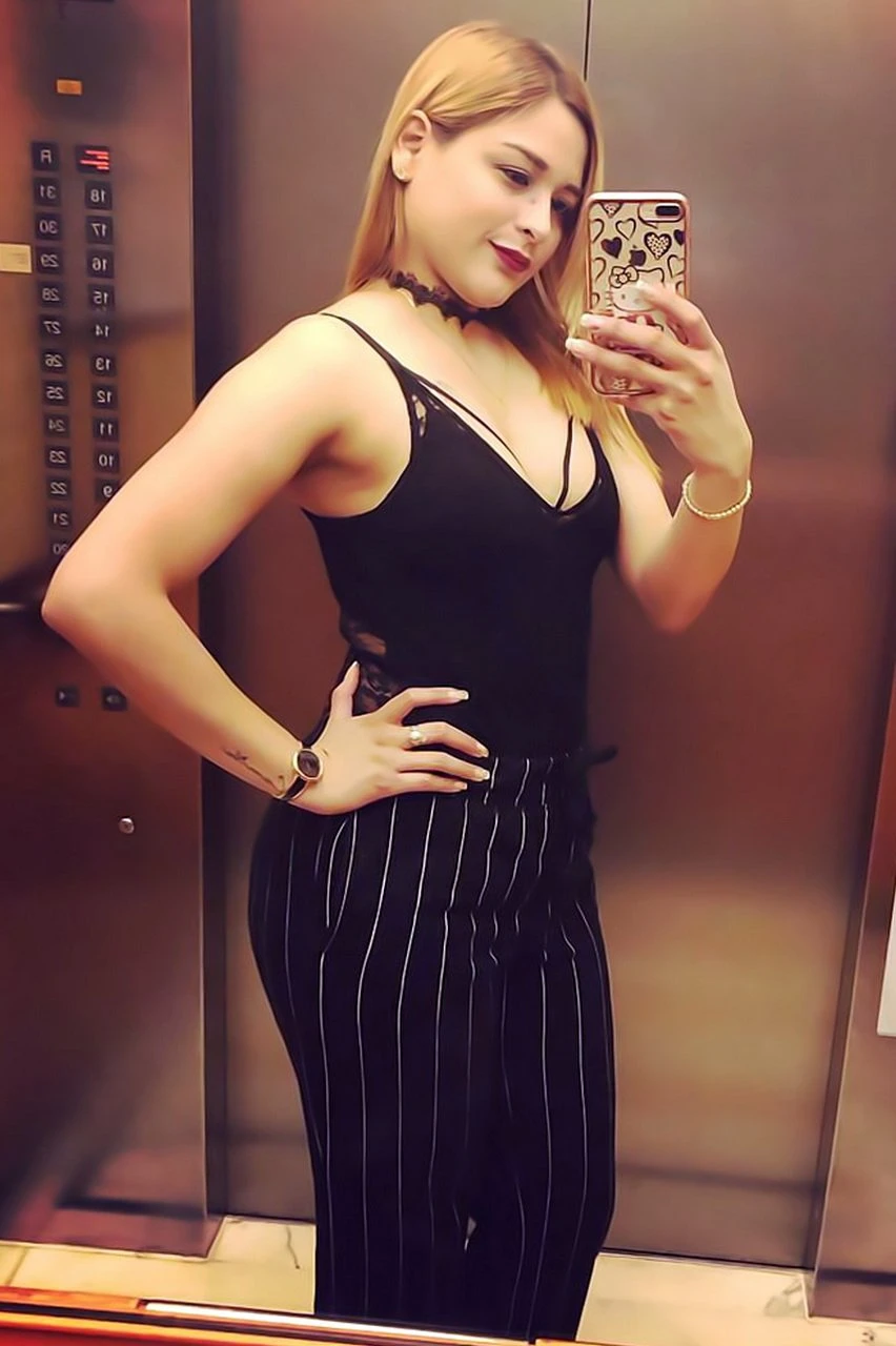 Ana – Venezuelan escort agency in Hong Kong — 3 / 4