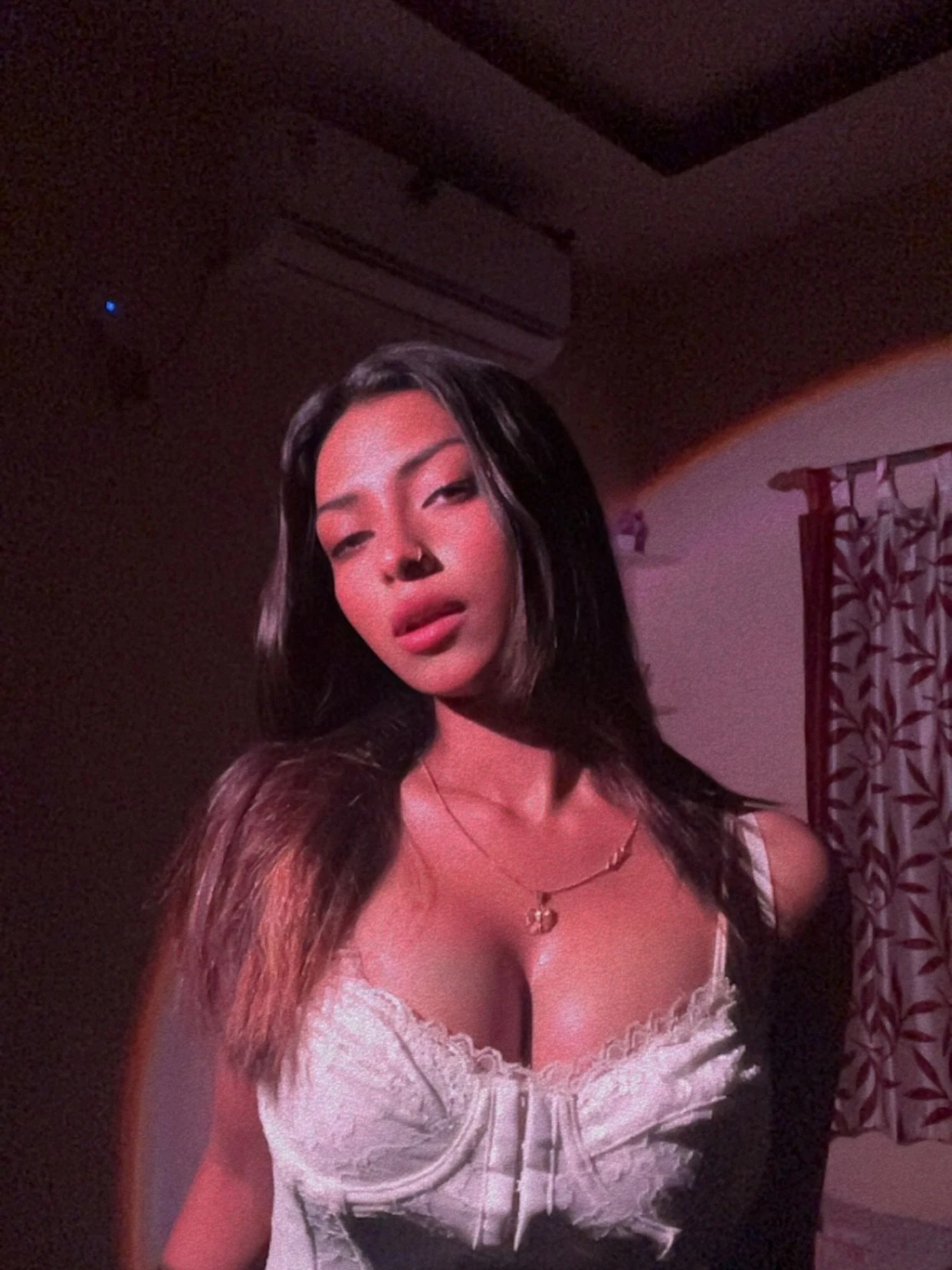 Khushi – Indian escort in Bangalore, Escort, Banga