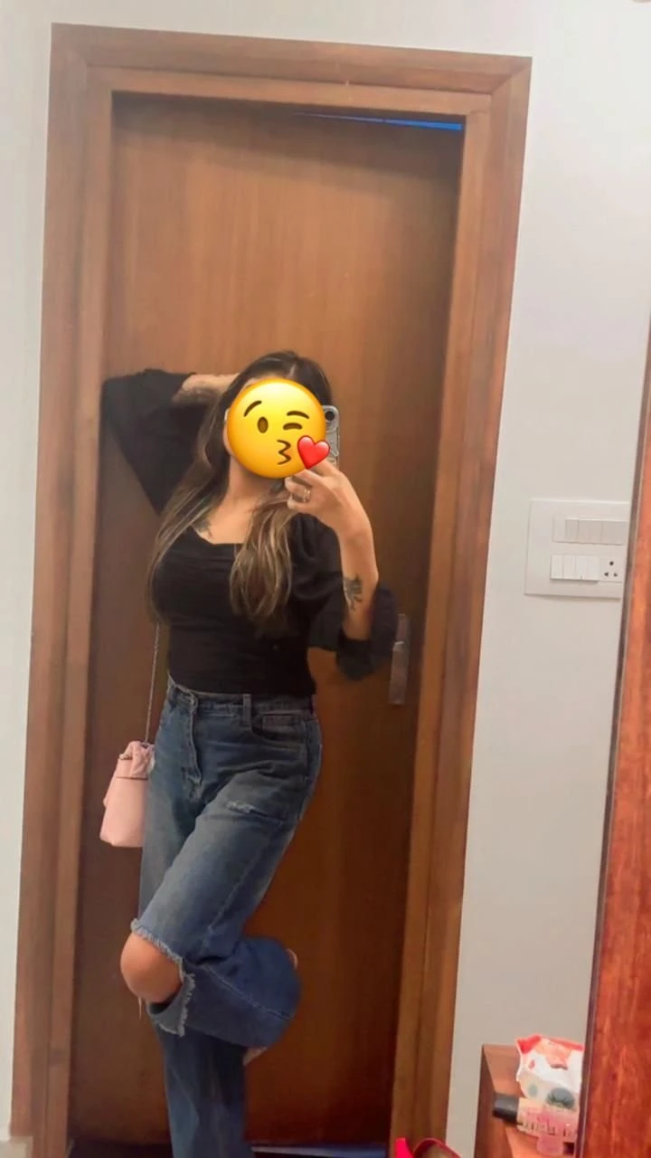 Dhruvika Independent Girl – Indian escort in Bangalore — 3 / 4