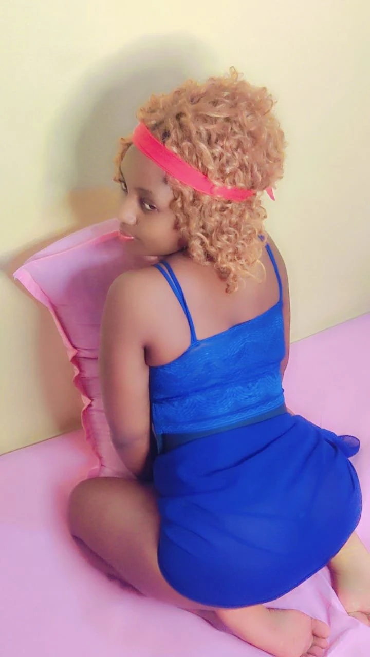 Molly – South African escort in Chennai — 3 / 6