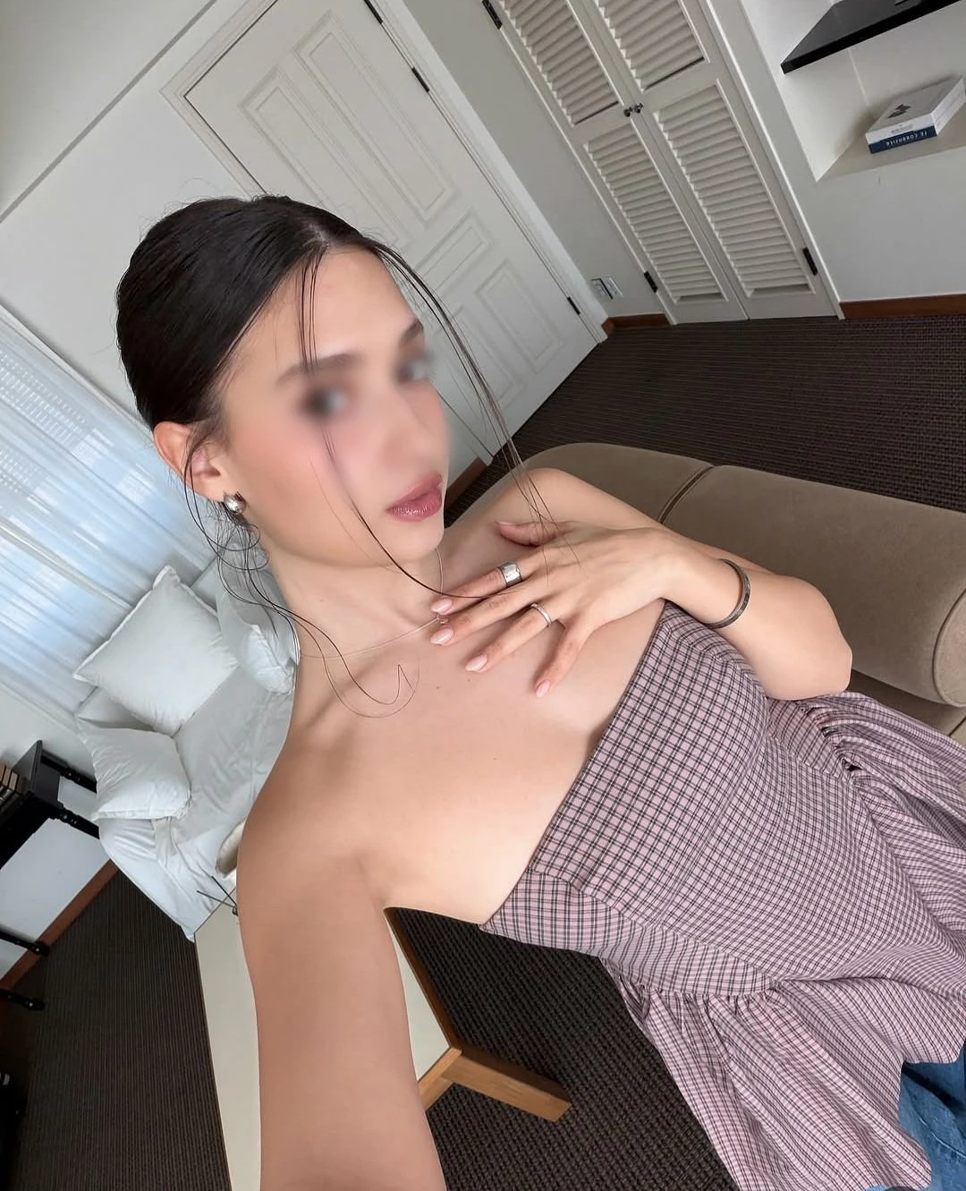 Sweet Zia – British escort in Hong Kong — 10 / 13