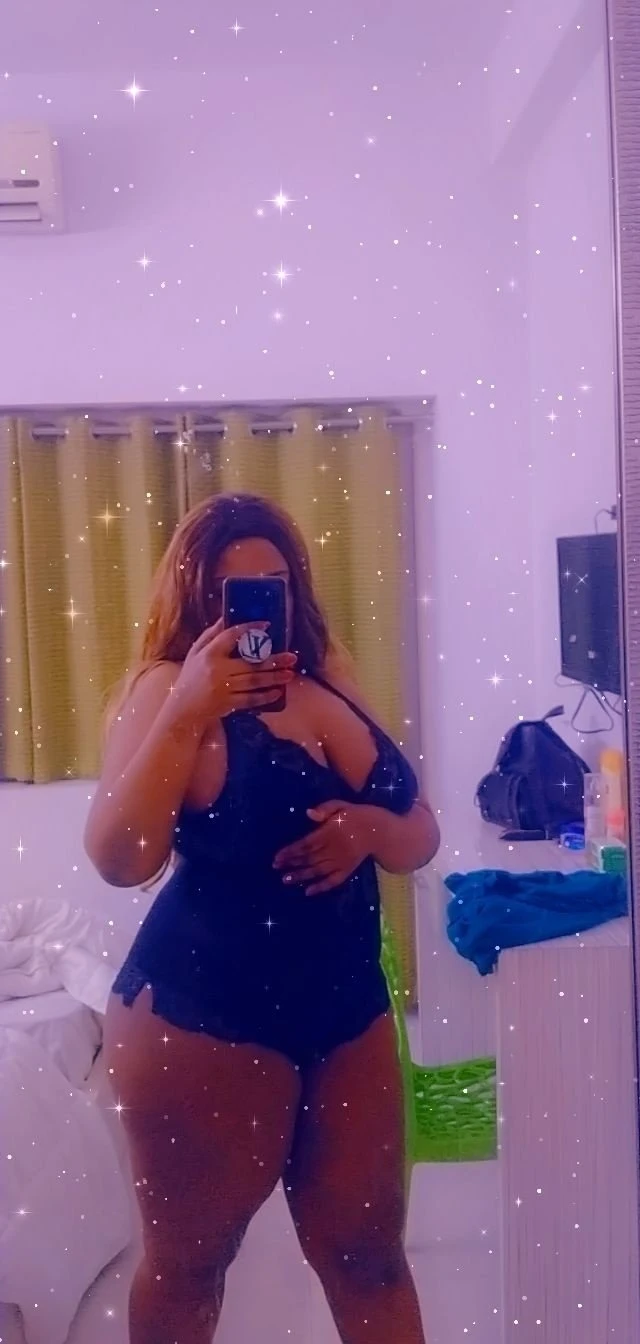 Mariea – Namibian escort in Chennai — 2 / 4