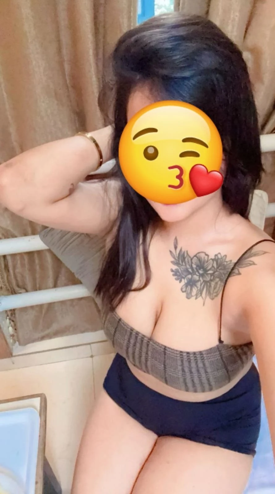 Navya Sharma – Indian escort in Bangalore, Escort, Banga