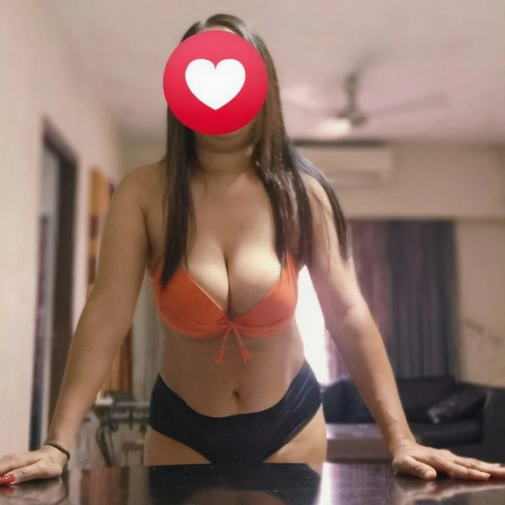 Independent Cam Meet Available – escort in Bangalore — 11 / 15
