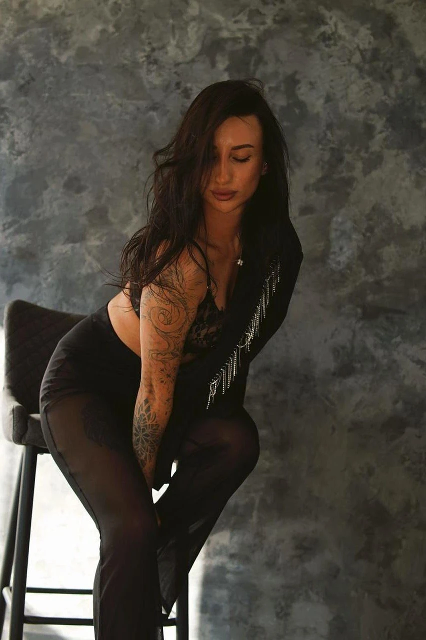 Miraz 我会给你最美味的口交 – Russian escort in Hong Kong — 9 / 10