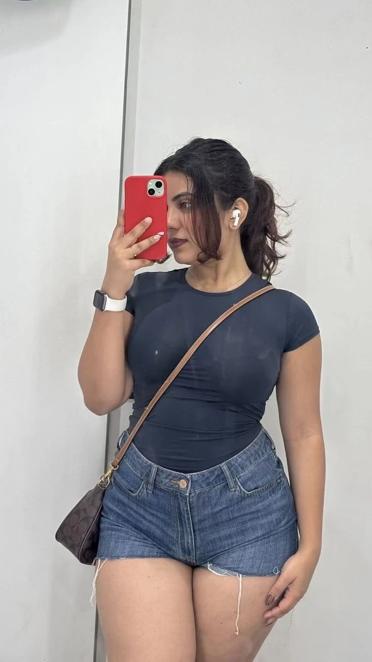 Ritu (Cam & Meet) Only Cash Payment – Indian escort in Ahmedabad — 3 / 5