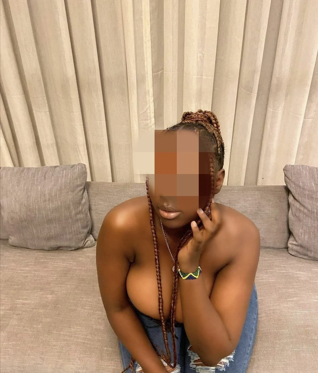 Debbie NEW IN TOWN – South African escort in Chennai — 3 / 4