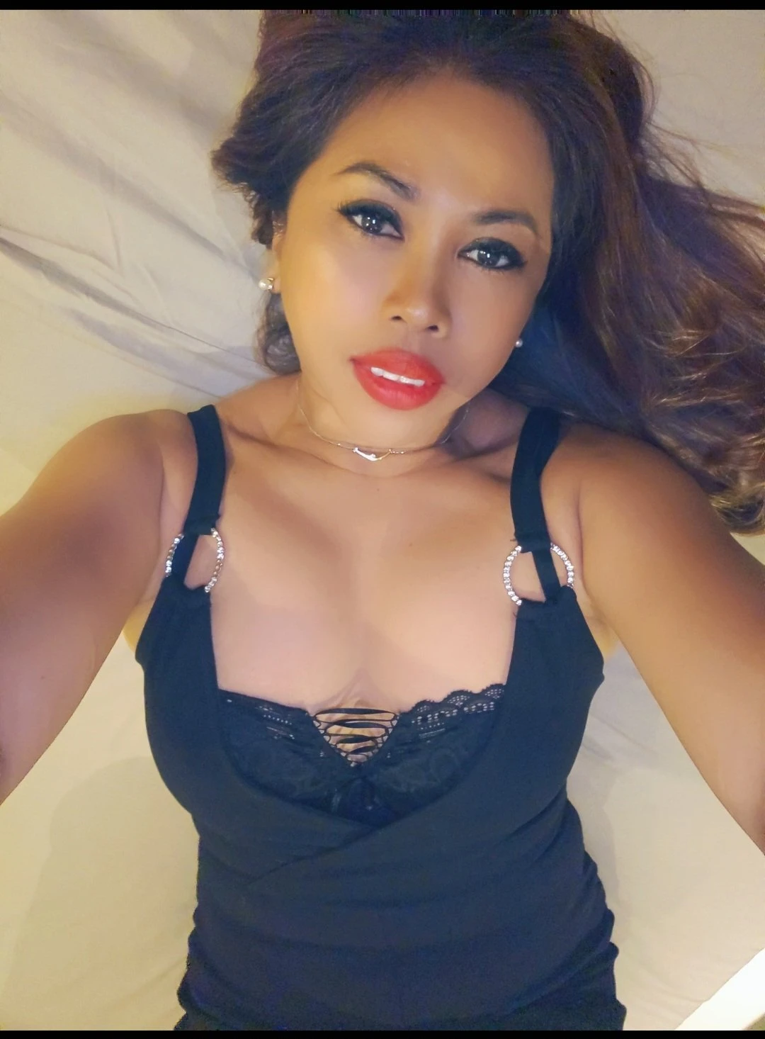 Queen squirt and Anal – Indonesian escort in Hong Kong — 5 / 17
