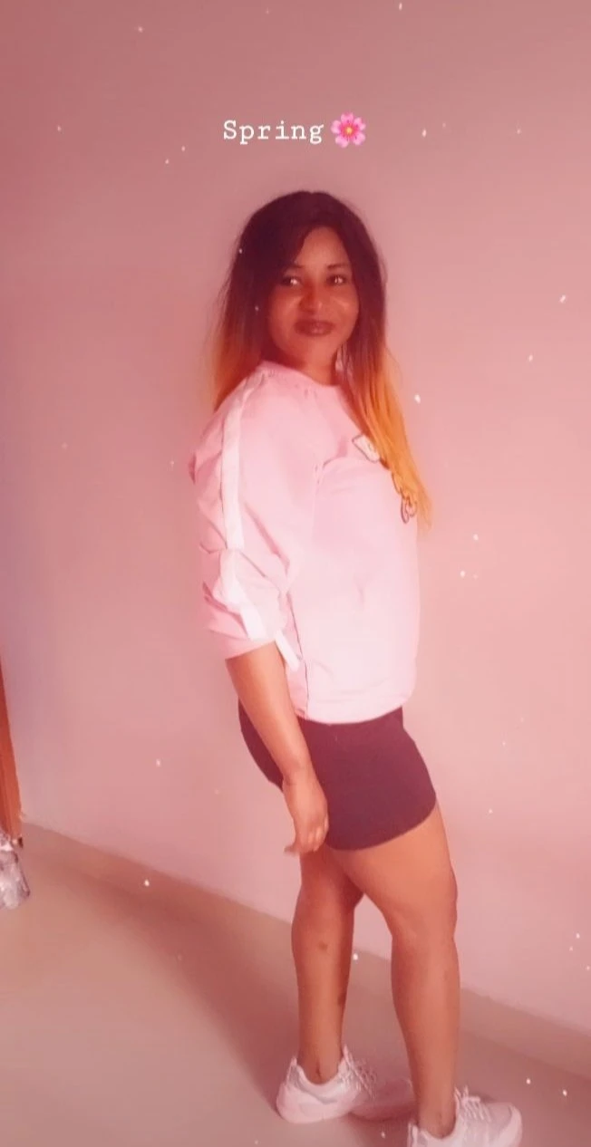 Amah – Zambian escort in Bangalore — 4 / 5